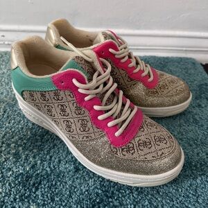 Beautiful Guess Sneakers